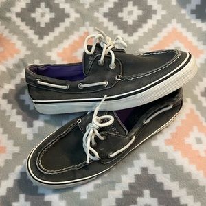 Distressed Sperry Shoes Sz.7